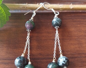 Boucles d'oreilles pendantes chaîne en argent sterling rubis zoisite, pierres précieuses bohèmes