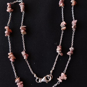 Dainty gemstone beads necklace, birthday gift, rhodonite rough chips beaded sterling silver chain necklace, rhodonite choker, gift for her