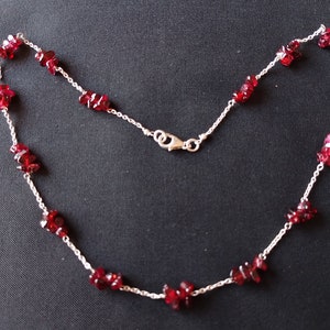 Dainty gemstone beads necklace, birthday gift, garnet rough chips beaded sterling silver chain necklace, garnet beads choker, gift for her