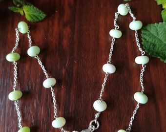 Collar de cuentas de piedras preciosas minimalistas de ópalo verde, regalo de cumpleaños para ella, collar de plata de ley rondelle lisa de ópalo de 8 mm, gargantilla boho de ópalo