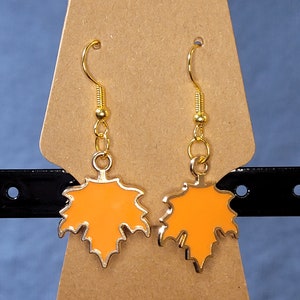 Fall lovers earrings: orange maple leaf