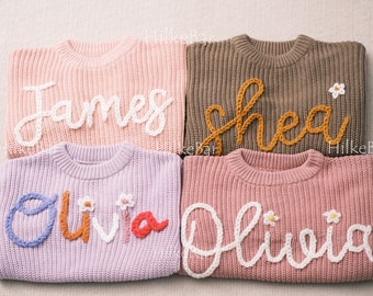 Cherished Custom Baby Pullover: Personalisieren Sie ihren Namen mit Exquisite Stickerei