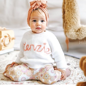 Geschätzte individuelle Babypullover: Personalisieren Sie ihren Namen mit exquisiter Stickerei Bild 2