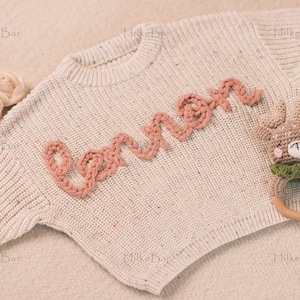 Personalized Baby Girl's Sweater with Hand-Embroidered Name and Monogram A Heartwarming Christmas Gift from Aunt zdjęcie 5