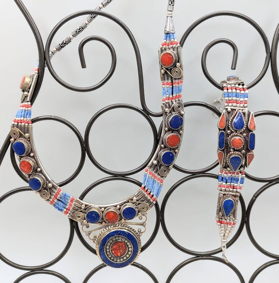 Lapis and coral necklace bracelet set, vintage Tib