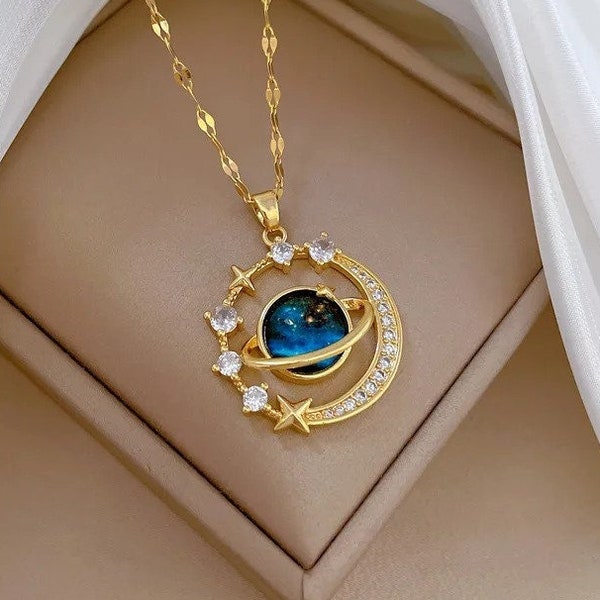 NL1 Starry Sky Planet Light Necklace, Luxurious Gold Plated with Stunning Stars and Moon, Versatile and Exquisitely Beautiful