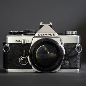 Olympus OM2n Spiegelreflexkamera - voll funktionsfähig / getestet