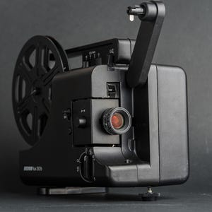 Revue LUX 30B Super 8 and 8mm Projector - Film Projector - Fully Working/Mint Condition - For Super 8 film and for 8mm Film