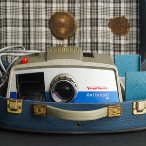 Voigtlander Zettomat II 35mm Film Slide Projector - Fully Working/Tested - Collectible