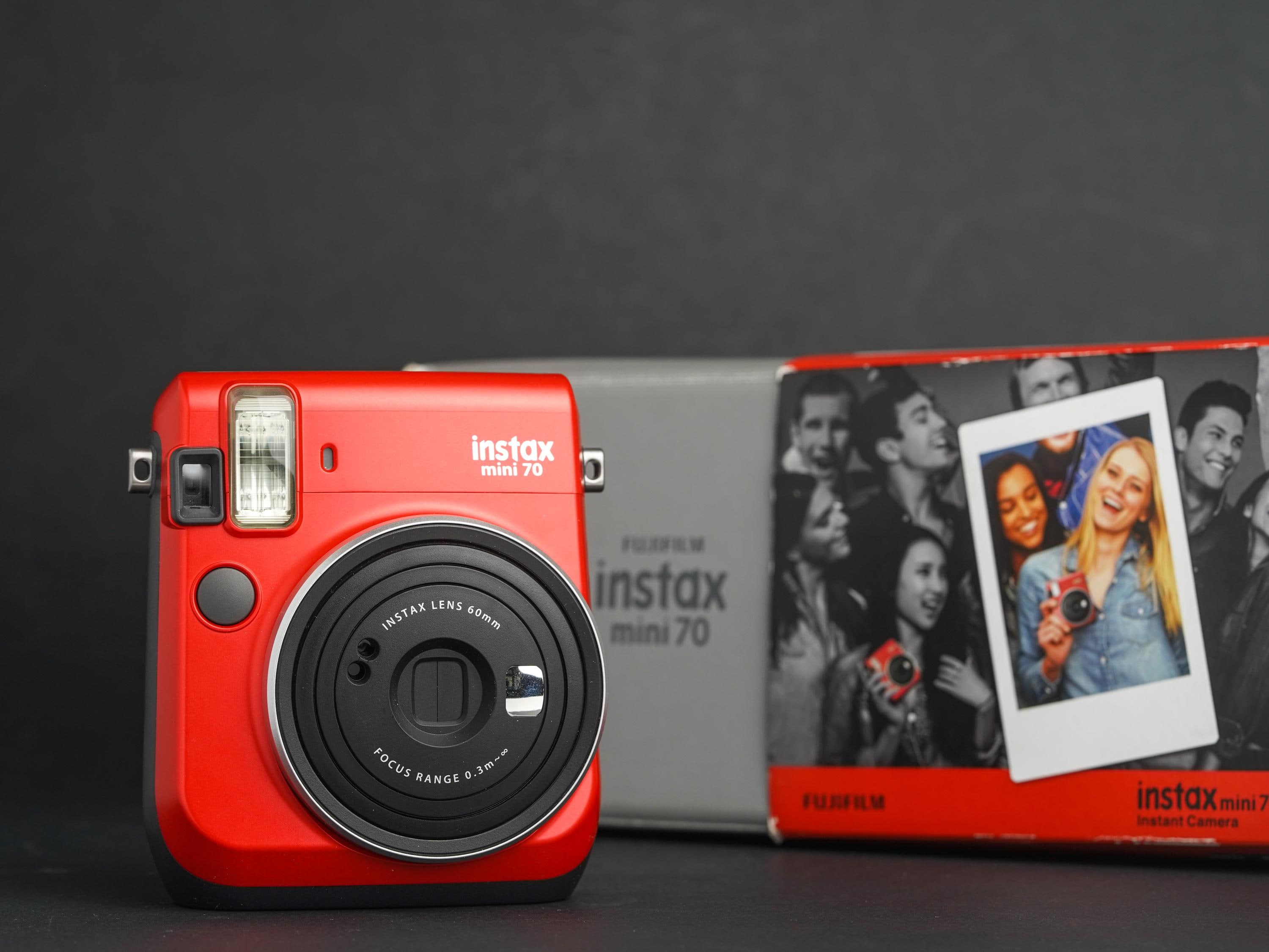 Fujifilm Instax Mini 70 Instant Film Camera Boxed/Mint/New Old Stock  Fully Working/Tested