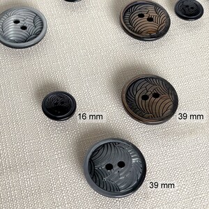 Bouton en polyester 16 ou 39 mm