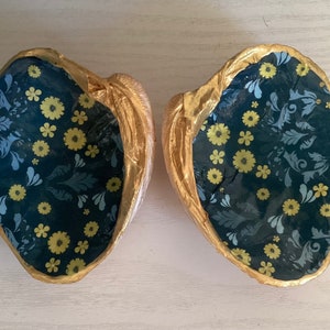 Decoupaged Clam Shells