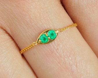 Real Emerald Ring - 14k Gold Emerald Chain Ring - Bridal Ring For Women - Perfect Gift Emerald Ring - Emerald Initial Chain Ring
