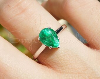 Anillo solitario de esmeralda auténtica en forma de pera - Anillo de esmeralda en forma de lágrima de oro de 14k - Anillo de esmeralda para uso diario - Anillo de regalo para mujer - Anillo de compromiso de esmeralda