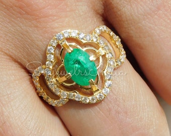 Anillo de compromiso ovalado de 5x7 con esmeralda y diamantes - Anillo de esmeralda de oro macizo de 14k - Regalo para mamá, anillo de esmeralda para mujer - El mejor anillo de aniversario