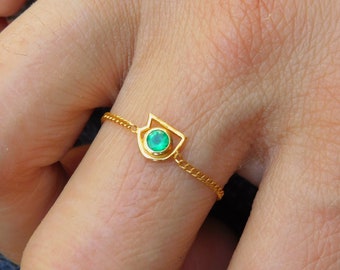 Natural Emerald Chain Ring - 14k Solid Gold Chain Ring - Bezel Ring - Delicate Ring - Dainty Emerald Ring - Solitaire Ring For Women