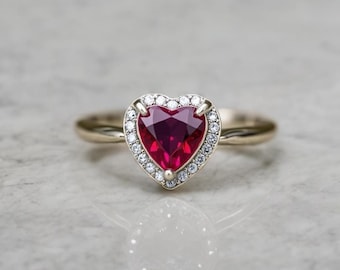 Beautifull Heart Ruby Ring - 14k Gold Diamond Ruby Ring - July Birthstone Ring - Holiday Gift Ring - Fashion Ruby Ring - Dainty Ruby Ring