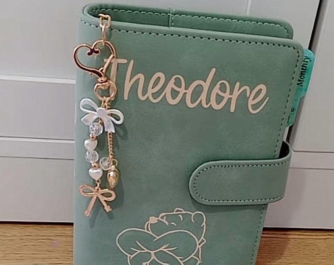 Customizable Winni Theme Savings Binder for Baby, Monthly Dashboard Dividers