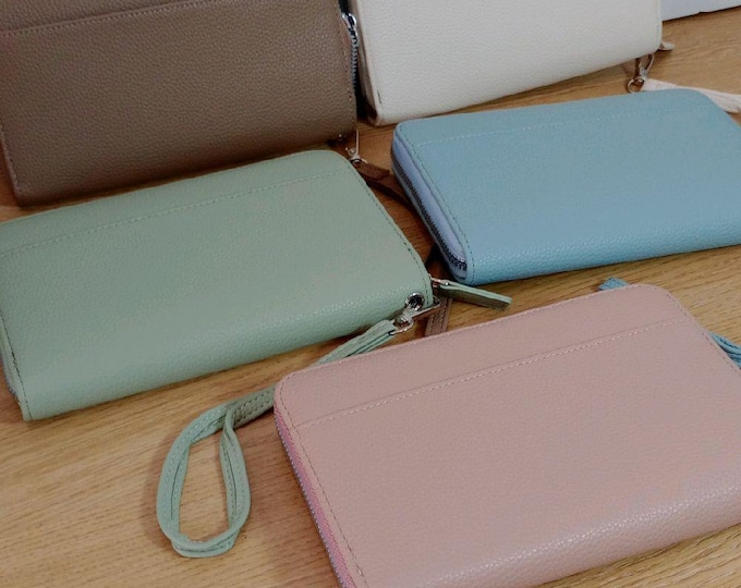 Cash stuffing purses in choice of 5 colours, 6 compartments for purse vellums envelopes included in your choice of design and categories.