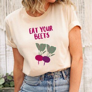 Beet Graphic T-shirt, Veggie Lover&#39;s Delight, Perfect Gift for Foodies & Garden Enthusiasts,  Beetroot Tee, Foodie Gifts, Garden Life, Roots