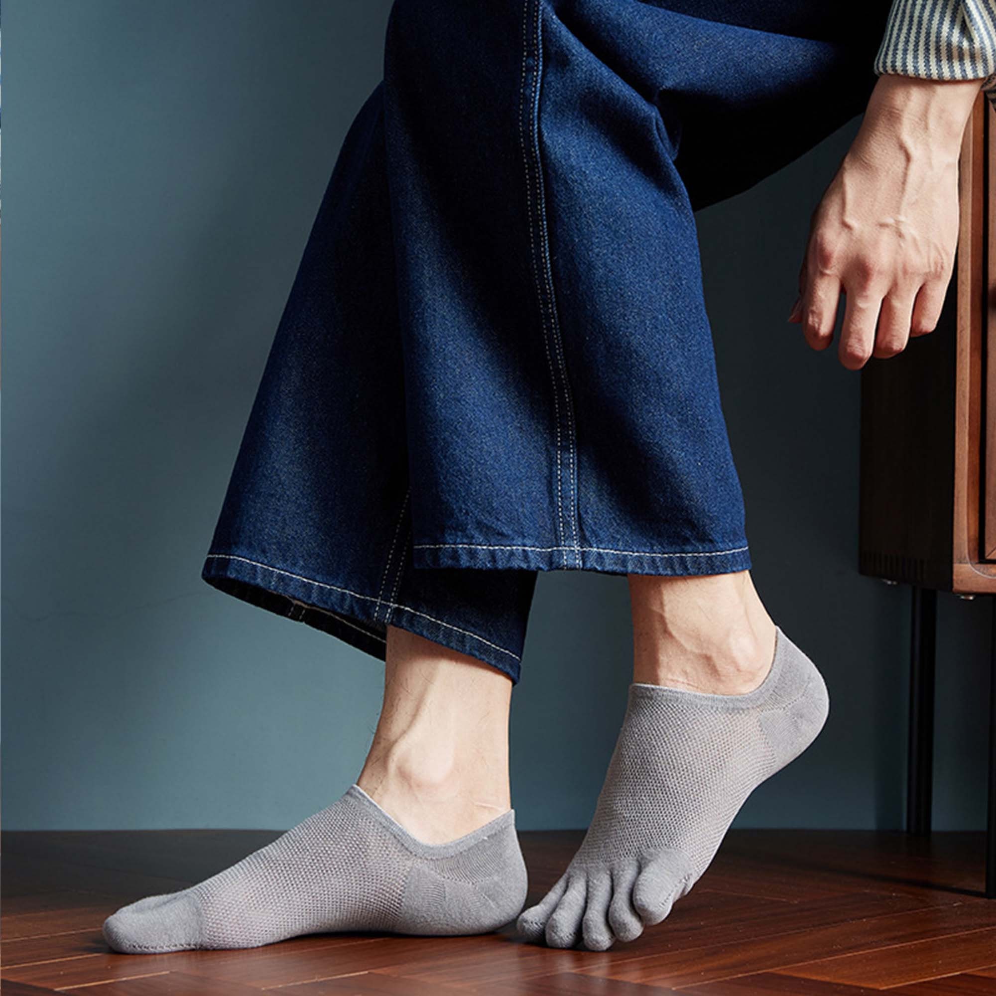 split toe trainer socks