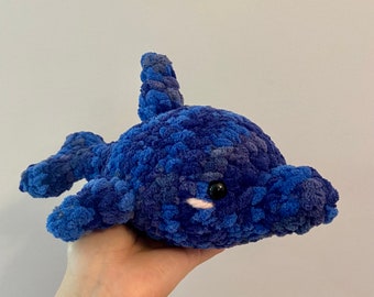 Delfín de peluche de ganchillo / Hecho a mano en ganchillo / Animal de peluche de criatura marina del océano