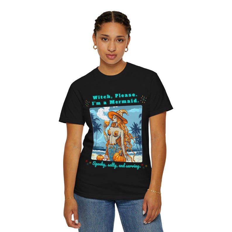 Bruxa, por favor, sou uma sereia | Camiseta retrô Summerween | Camiseta unissex Comfort Colors imagem 8