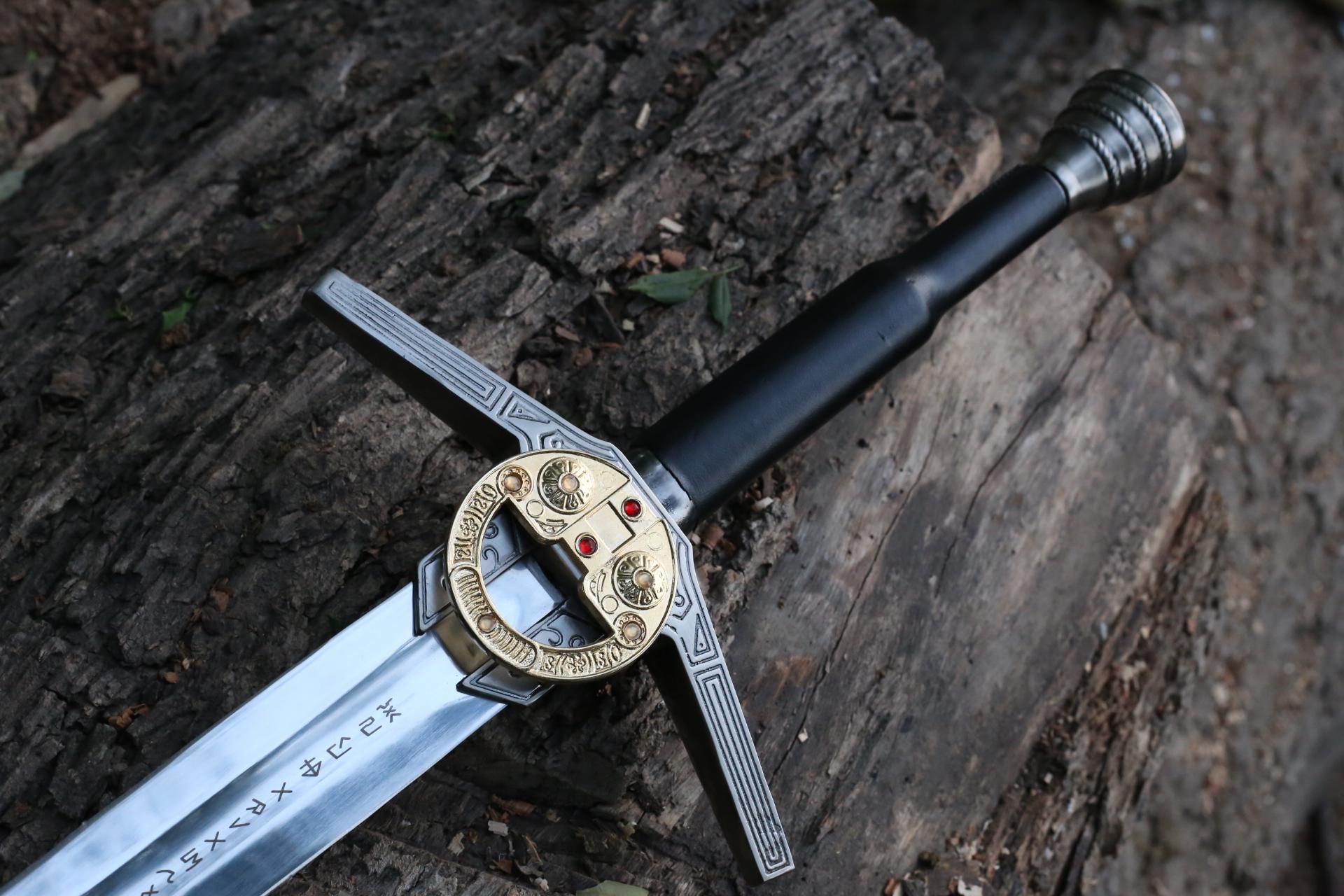 Hand made Geralt of Rivia Arondight's Witcher Sword, Witcher 03, Wild Hunt Geralt of Rivia Arondight's Sword, Upgraded Sword, Gift for Men.