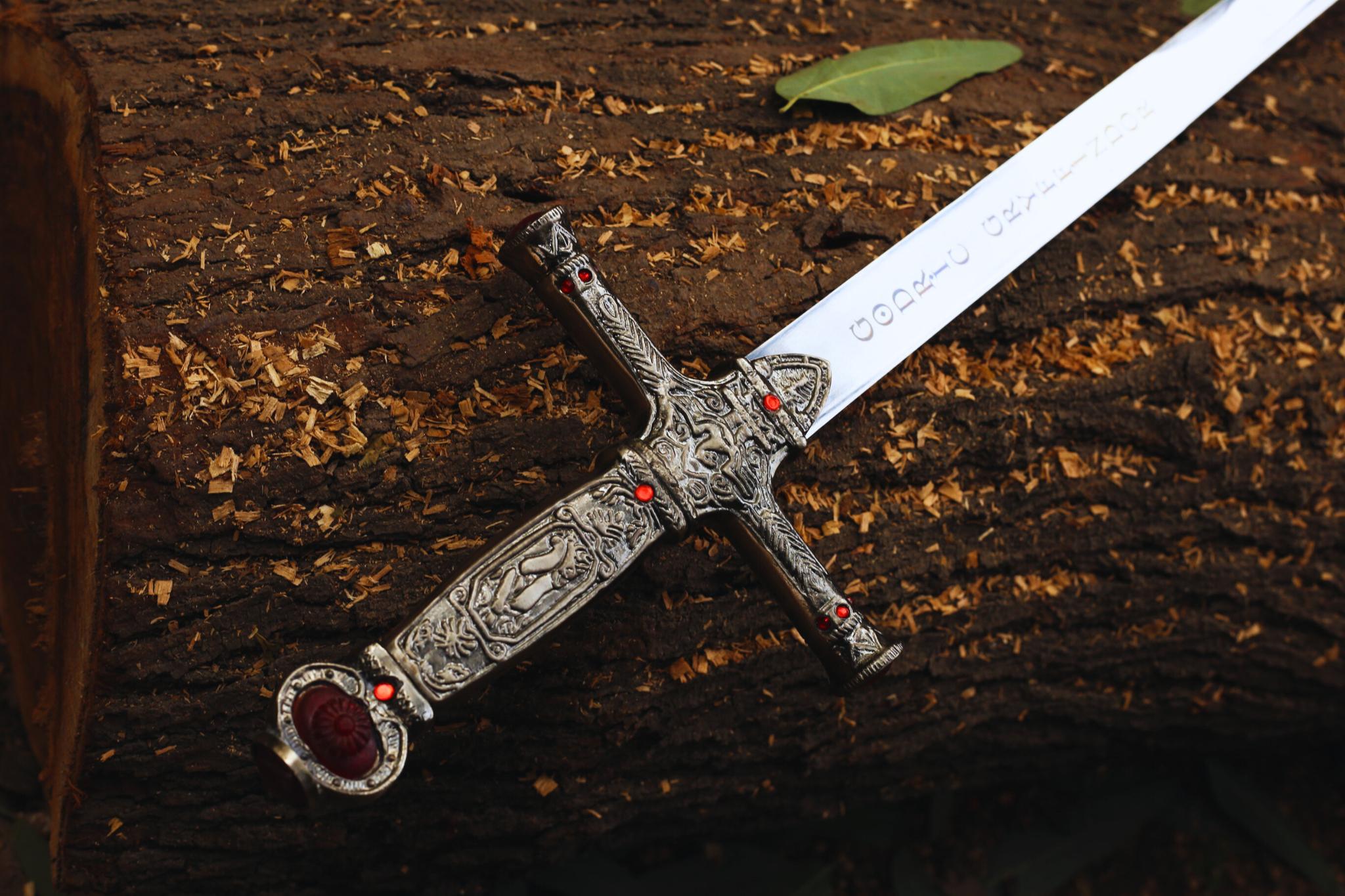 ハリー・ポッター ゴドリック・グリフィンドール剣レプリカ、鞘付き