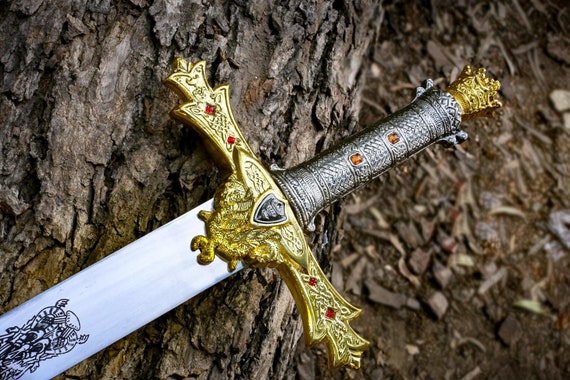 手作りのアーサー王エクスカリバー剣、王冠頭マーリン剣、革製シース