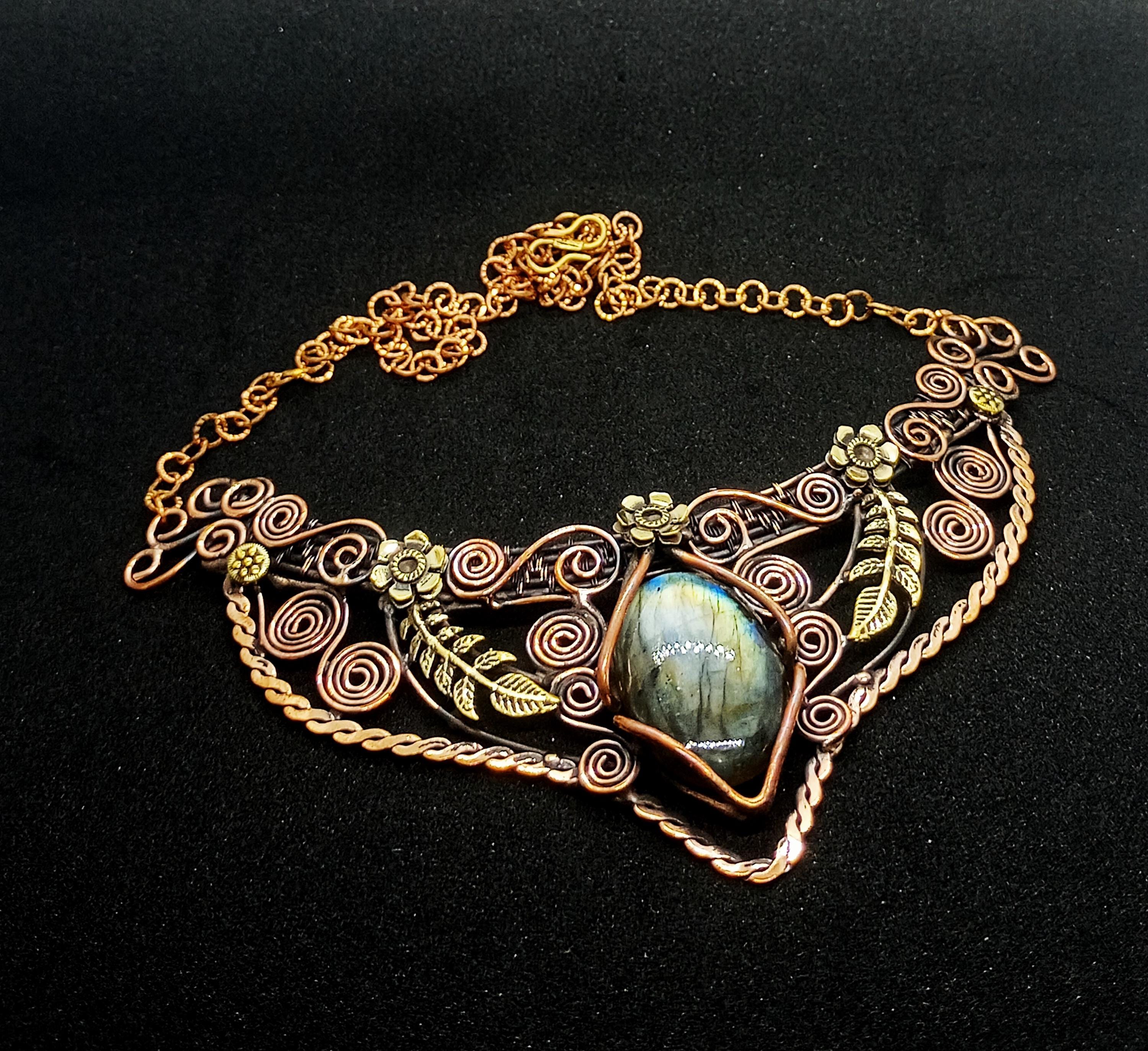Ciondolo Fatto A Mano In Rame Con Labradorite, Wire Wrap, Forma Di Polpo, Pietra Naturale