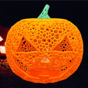 Decoraciones de calabaza de Halloween, Jack-O&#39;-Lantern de Voronoi, portavelas, decoración artística de calabaza, calabaza iluminada aterradora