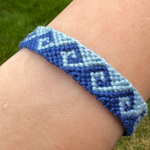 greek wave bracelet tutorial (intermediate)