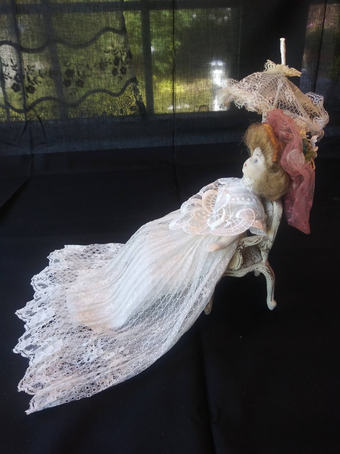 Porcelain Doll main image 0
