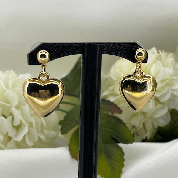 Gold Heart Drop Earring,  Hoop Earrings with Heart Pendant, Chunky Gold Earrings, Love Earrings, Gift for Her