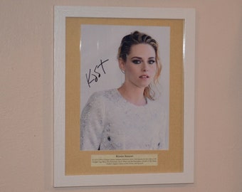 Gesigneerde ingelijste foto Kristin Stewart (vertrouwde bron)