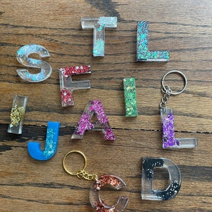 Glitter Initial keychains |Keychains for stocking stuffers, backpacks, Birthday gift, Bridesmaid gifts, Mother&#39;s day gift