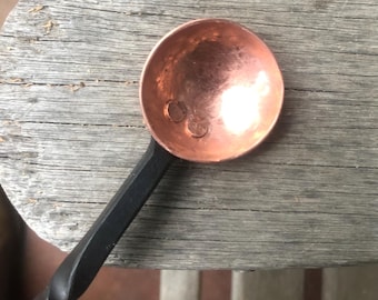 Cuchara de café de cobre forjado (mango largo)