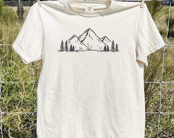 Vintage Minimal Mountain Comfort Colors Shirt, Gift For Hikers Earth Day National Parks Advocates, Simple Nature Lovers Outdoor Adventures