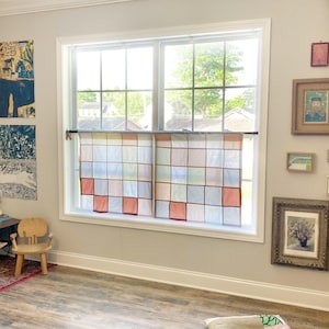 Cortina Pojagi cosida a mano / Arte textil con tela reciclada, panel de ventana que filtra la luz