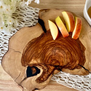 Charcuterie Board, Serving Tray, Platter, Wood Cookie, Epoxy, Holiday Gift
