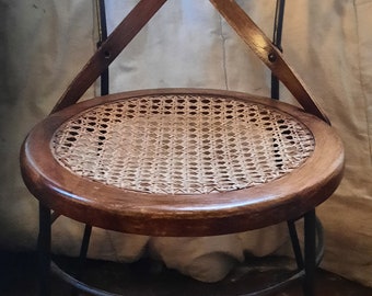 Bistro chair in oak and iron