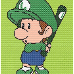 Op de afbeelding: Pixelafbeelding van een stripfiguur met een groene hoed en shirt, blauwe overall en groene schoenen, die een honkbalknuppel vasthoudt. Het personage heeft een grote neus en bruin haar, tegen een lichtgroene achtergrond.