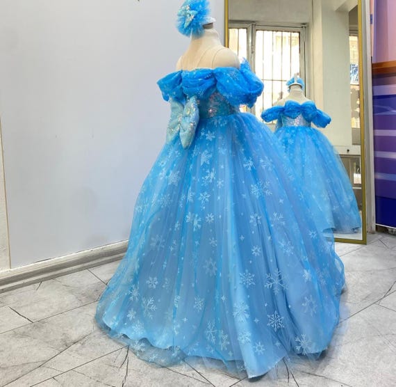 blue princess dress with cape Elsa Inspired Costume: Icy Gown Snowflake length skirt dress_length:Maxi Dresses What Kourtney Kardashian's 40th Size:29Wx32L