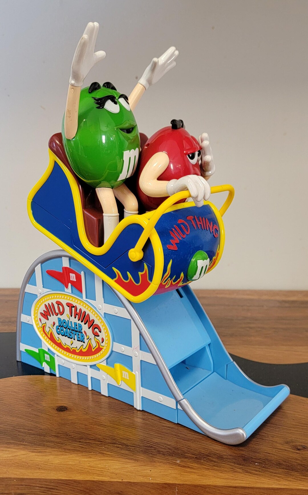 特撮 M&M's WILDTHING Roller Coaster Dispenser M&M's Candy Dispenser - Wild Things Roller-Coaster - Limited