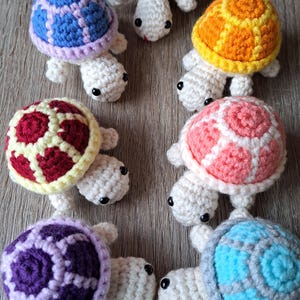 Crochet little turtle keychain