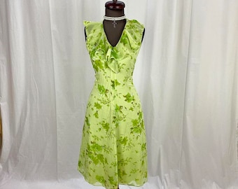 Vintage Floral Halter Neck Green Dress