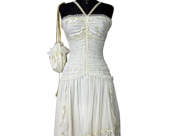 Vestido Y2K, vestido de fiesta de hadas vintage, vestido de noche largo con capas de encaje floral dorado y blanco