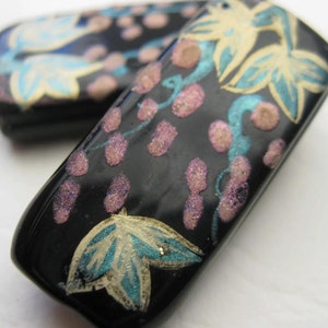 2 Hand-Painted Pendant Beads E336