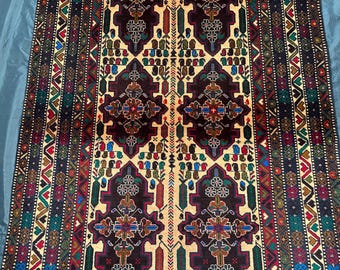 ヴィンテージ バルーチウールラグ：4 x 7フィート、幾何学模様の